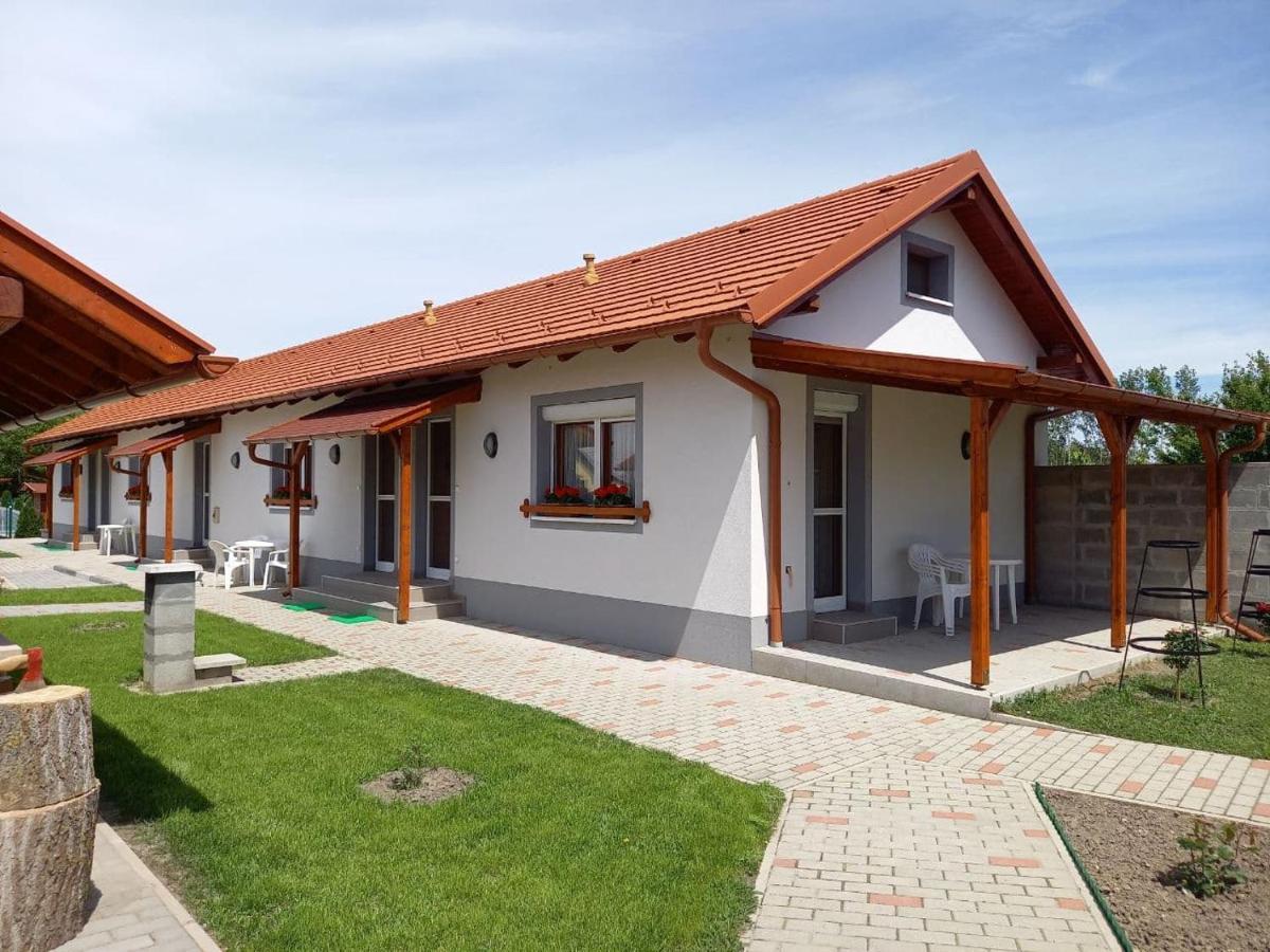 Kertesz Apartmanok Hegykő Exteriér fotografie